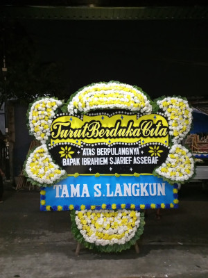 Papan Bunga Duka di Rijali